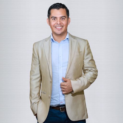 Luis Pastora - Asesor Patrimonial